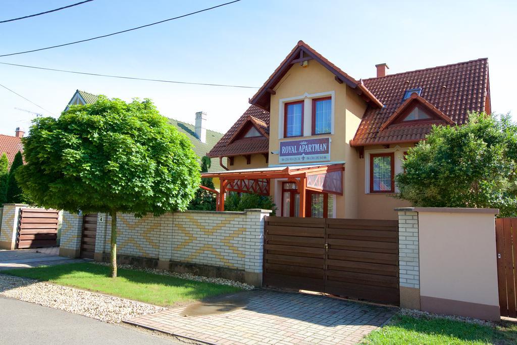Royal Apartman Hajdúszoboszló Exteriér fotografie
